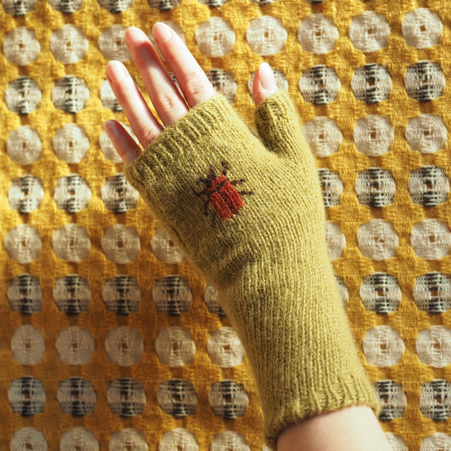 Cardinal Beetle Gloves