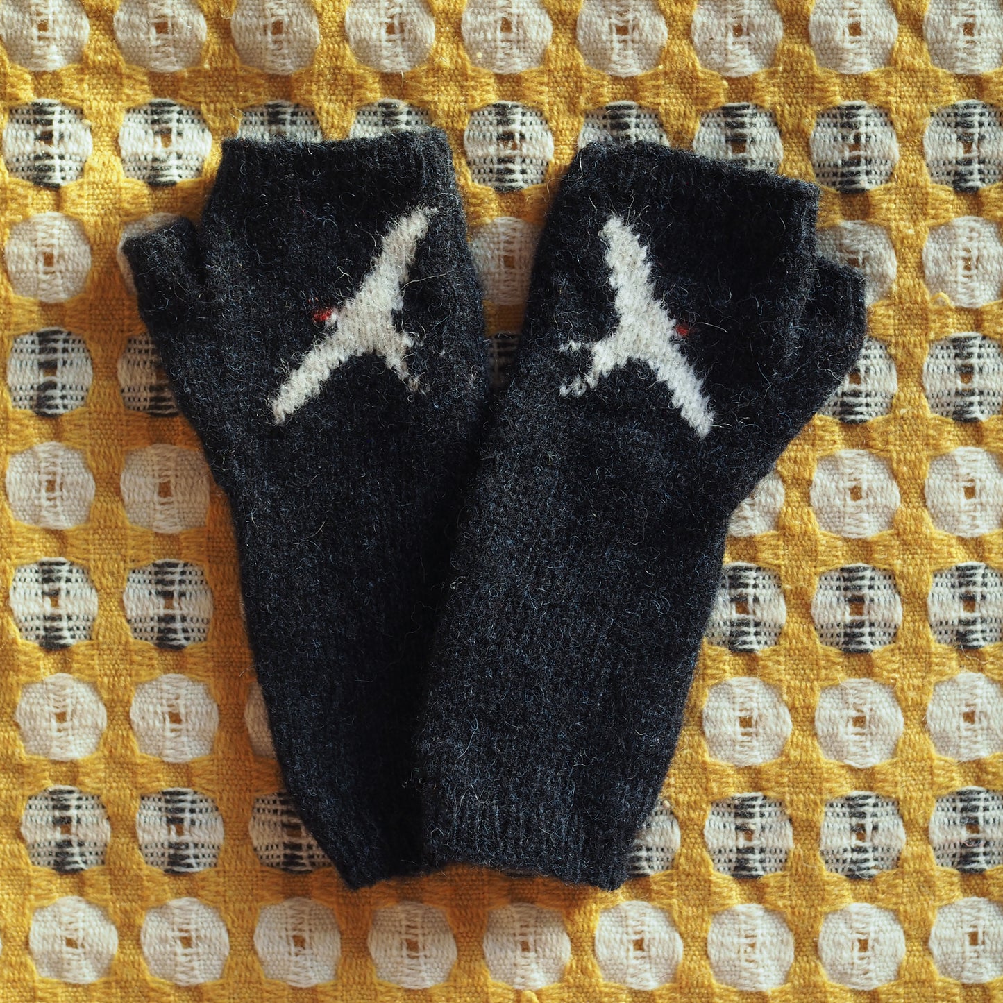 Arctic Tern Gloves