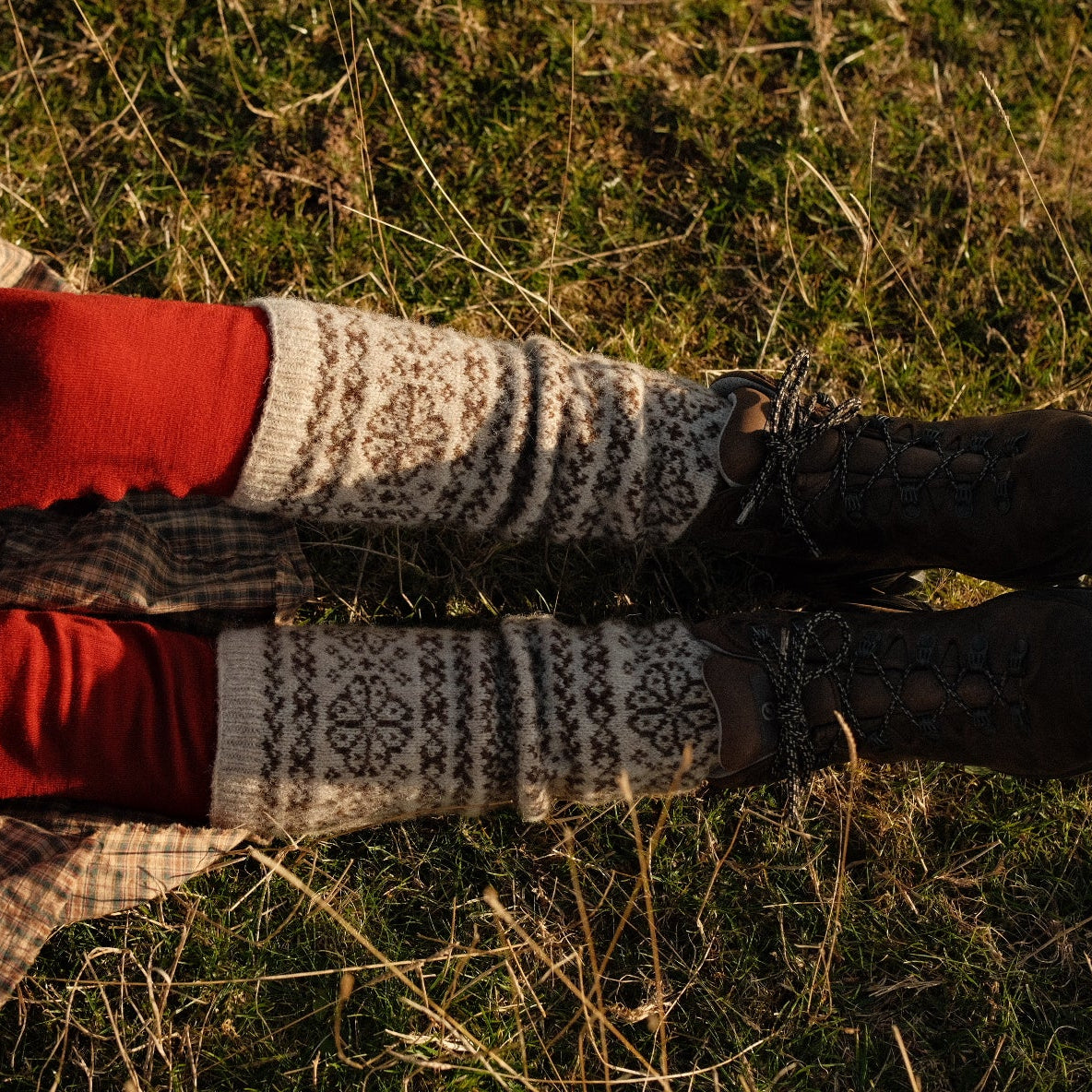Moorland Leg Warmers - Natural