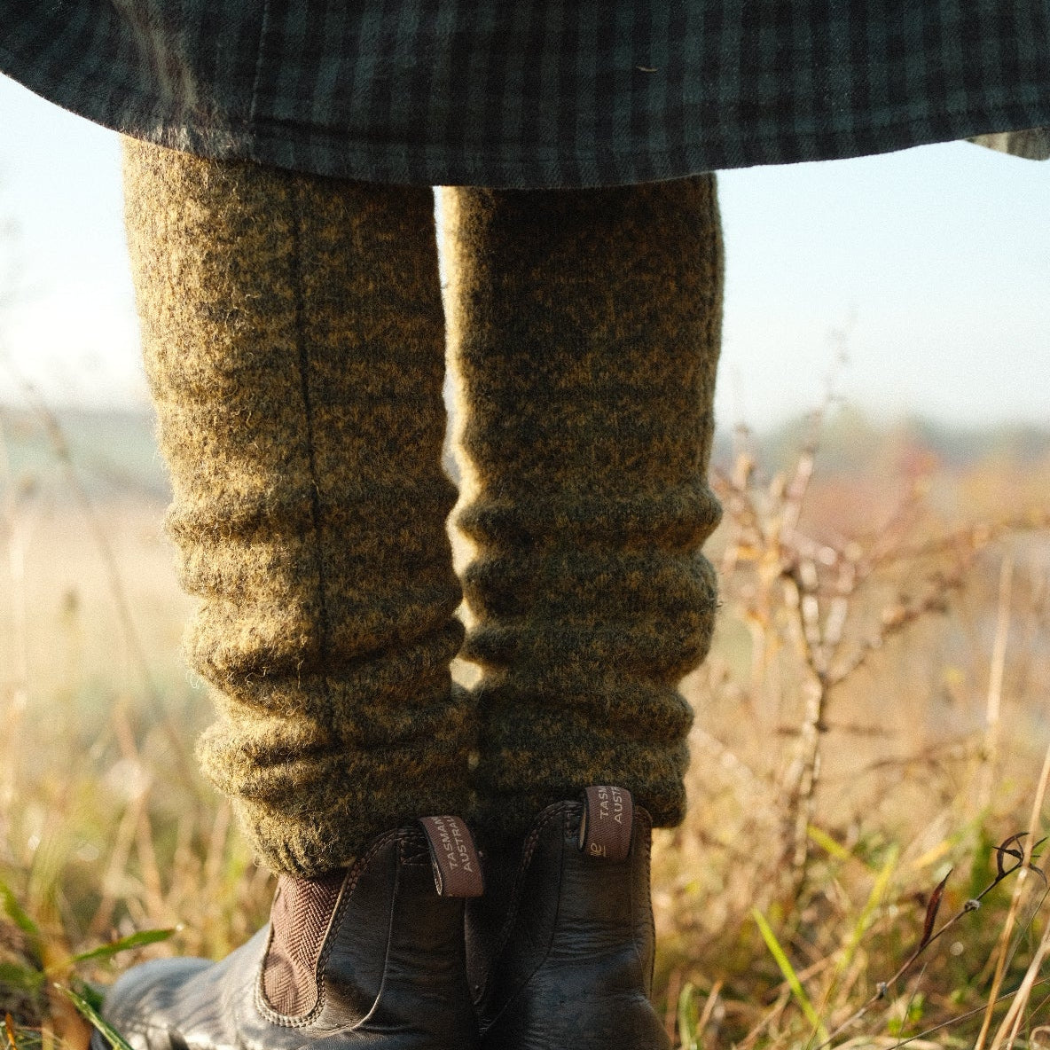 Moorland Leg Warmers - Mossy Green