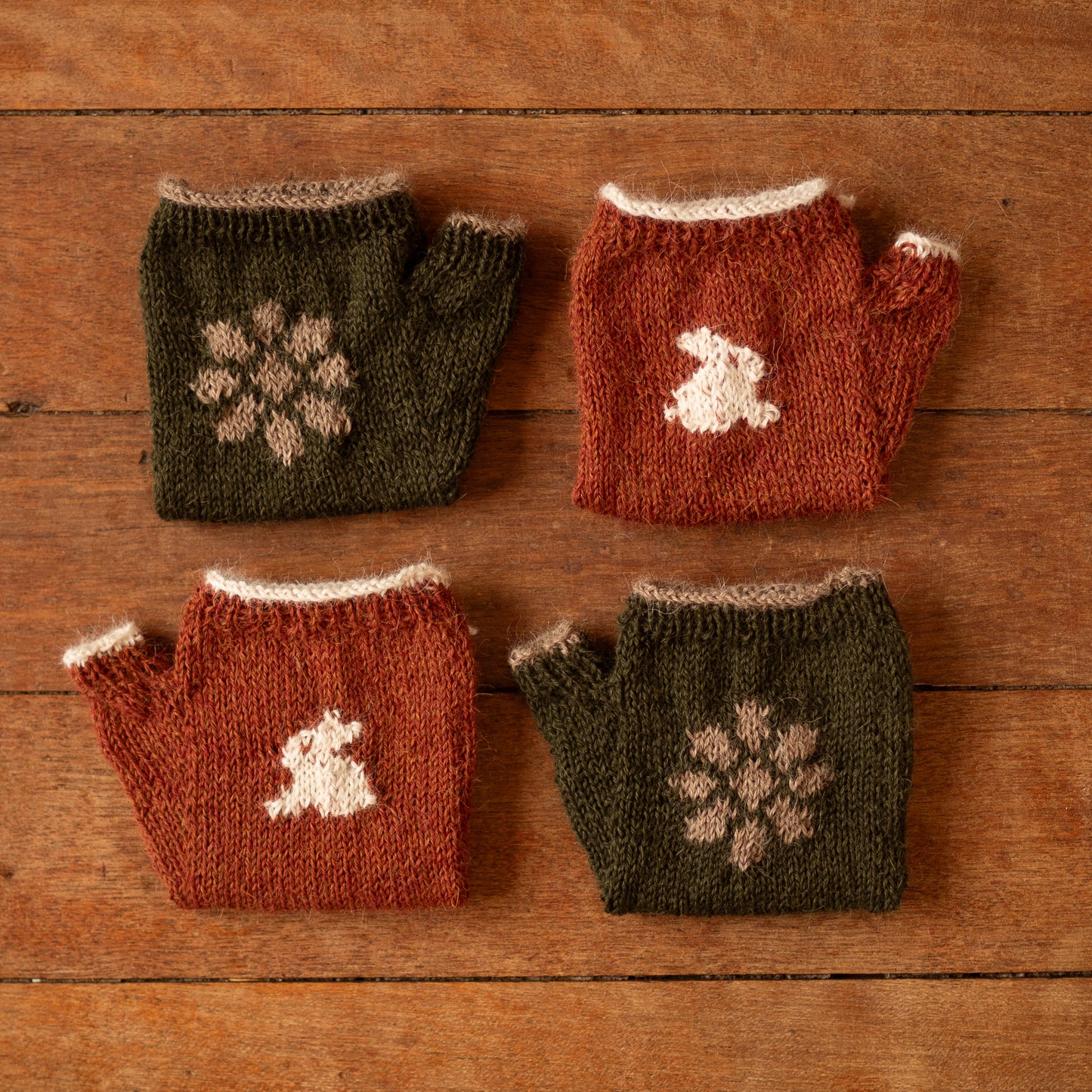 Flower Fingerless Gloves - Green