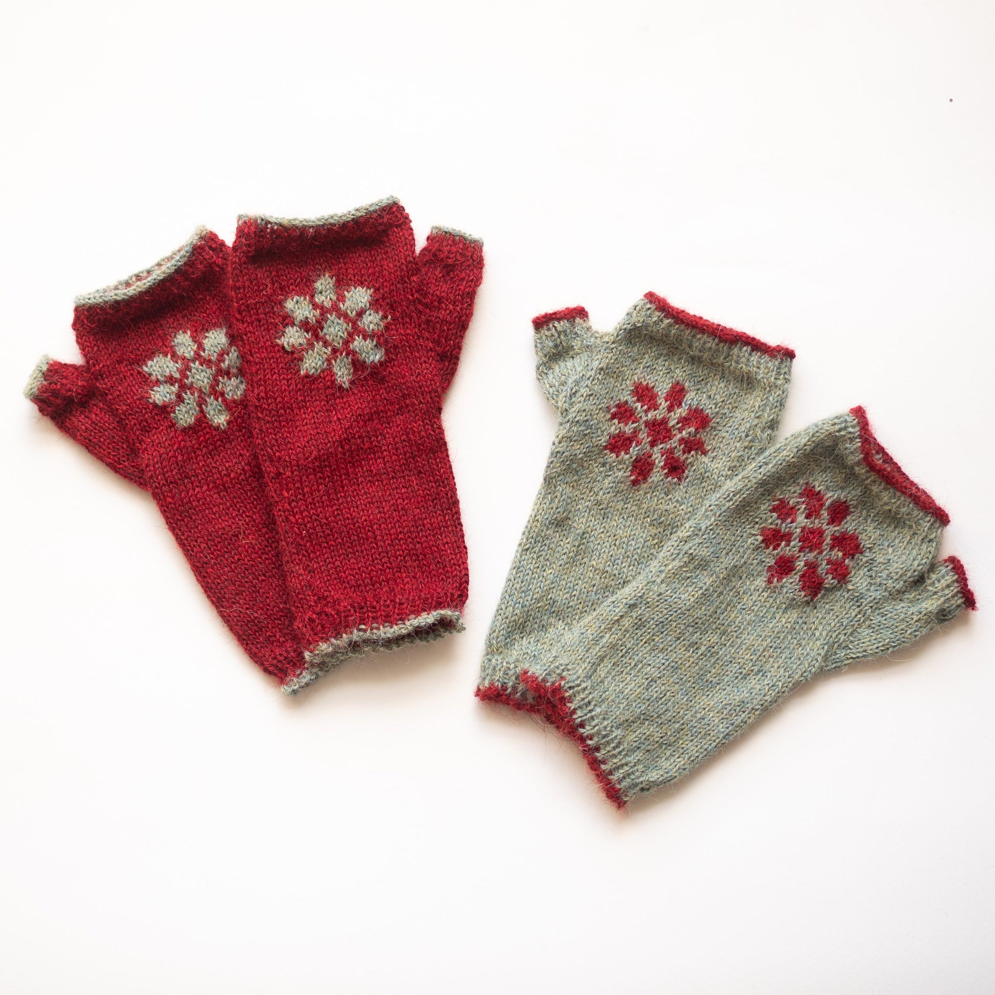 Flower Fingerless Gloves image 2